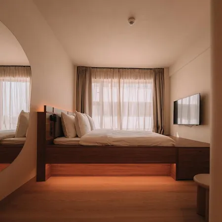 Skipr Hotel - Adults Only-3