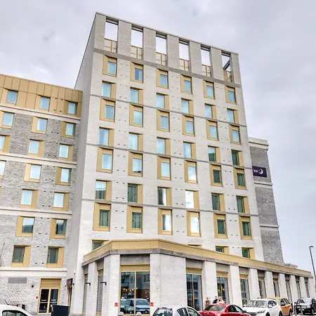 Premier Inn Dublin City North Docklands-3