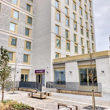 Premier Inn Dublin City North Docklands-2