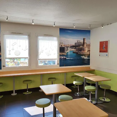 Ibis Budget Marseille Valentine-3