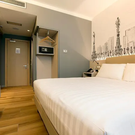 43 Station Hotel-3