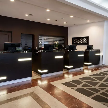 Radisson Blu Conference Hotel, Duesseldorf-3