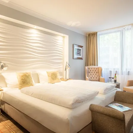 The Ascot Hotel-3