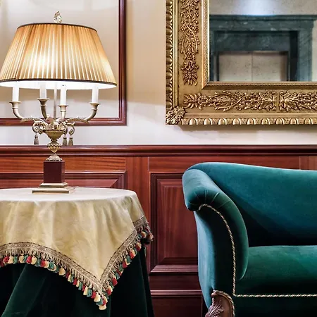 Royal Hotel Carlton-2