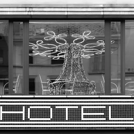 Hotel Chambord-3