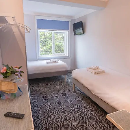 Victoria Inn London-2