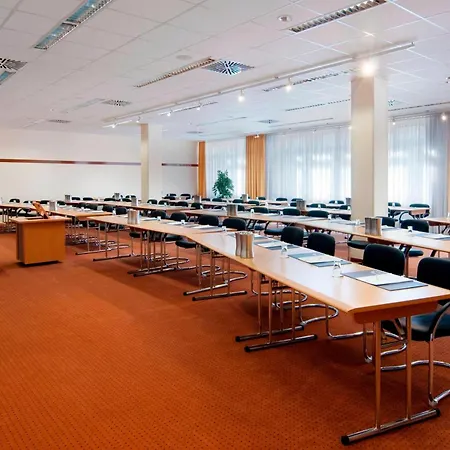 Courtyard By Marriott Dresden-2
