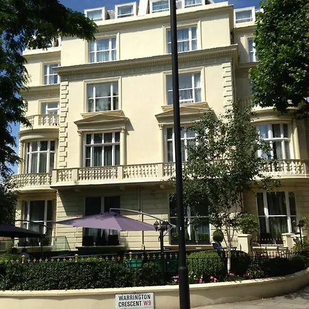 The Colonnade-3
