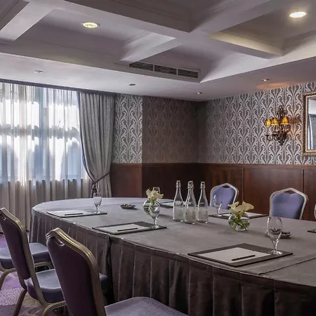 Clontarf Castle Hotel-3