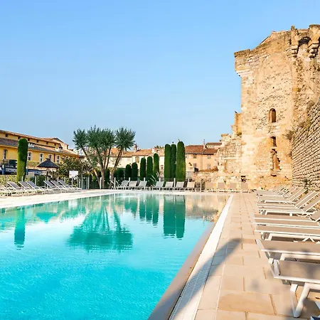 Aquabella Hotel & Spa-3
