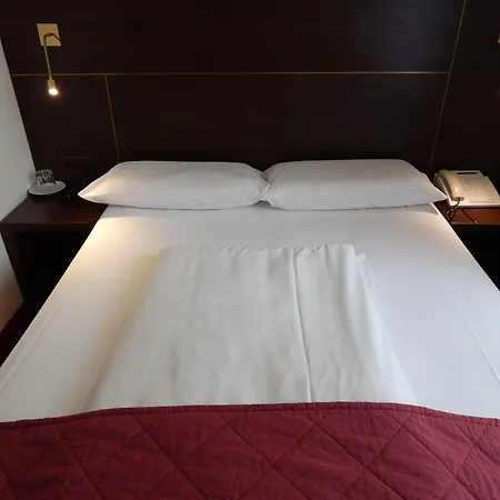 Hotel Montree-3