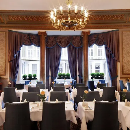 Gem Strathmore Hotel-3
