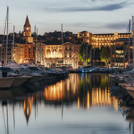 Escale Oceania Marseille Vieux Port-3