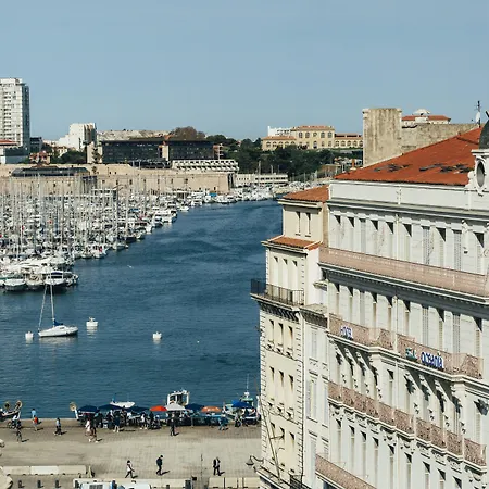 Escale Oceania Marseille Vieux Port-2