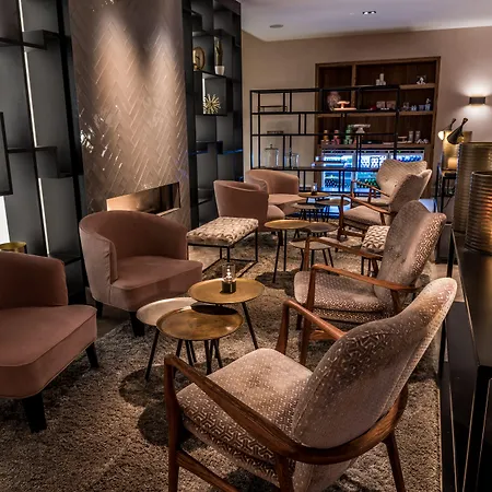 Sandton Eindhoven Centre - Hotel Eindhoven City Centre With Private Parking-3