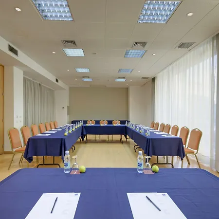 Tryp By Wyndham Porto Centro Hotel-3