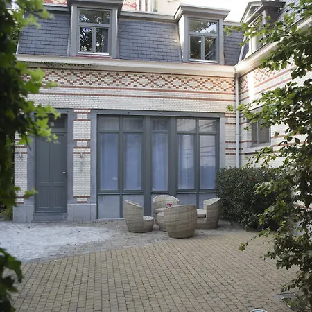 Hotel Du Congres-2