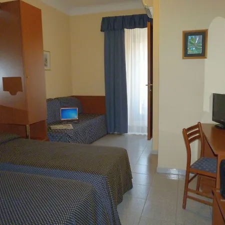 Hotel Aurora-3