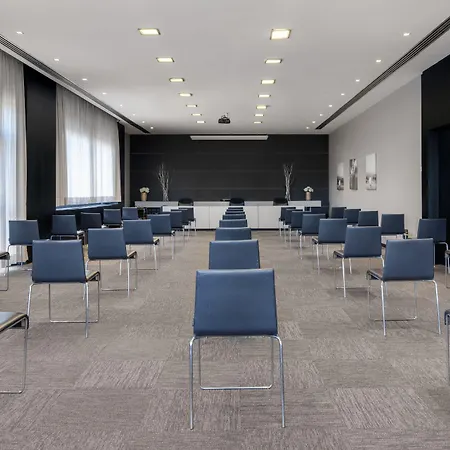 Ac Hotel By Marriott Pisa-2