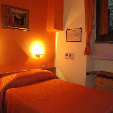Hotel Santa Croce-2
