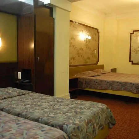 Hotel Manhattan-3
