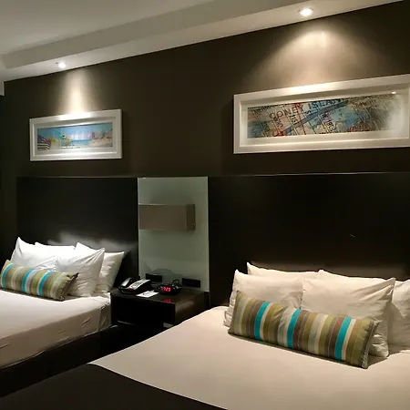 Best Western Plus Brooklyn Bay Hotel-2