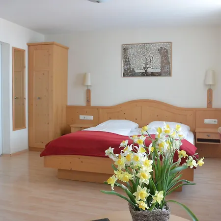 Adlerhof-3
