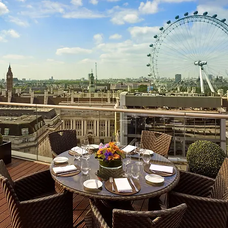 Park Plaza County Hall London-3