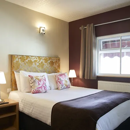 Antoinette Hotel Wimbledon-2