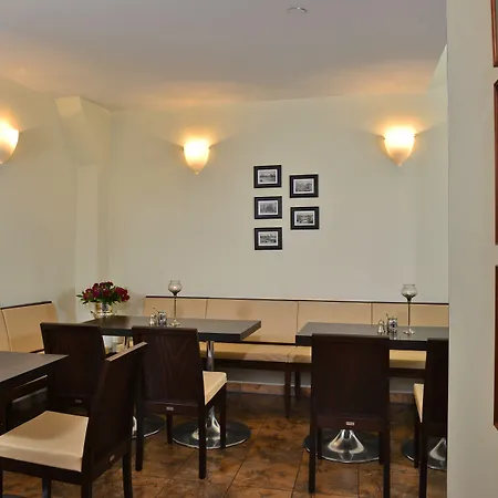 Hotel Domstern-2
