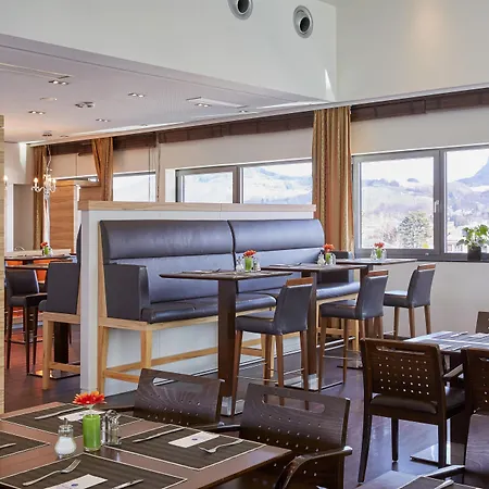 H+ Hotel Salzburg-3