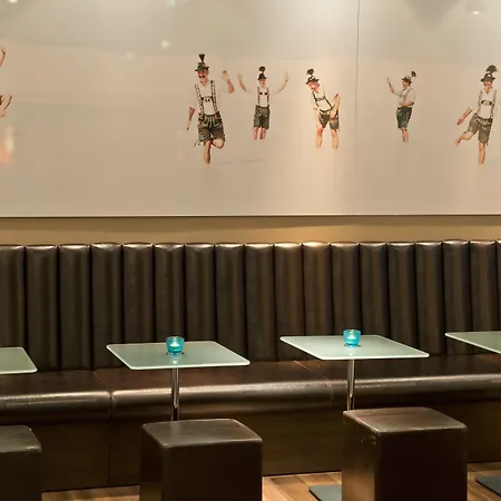 Motel One Muenchen-Westend-3