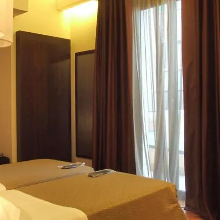 Hotel Re Di Roma-3
