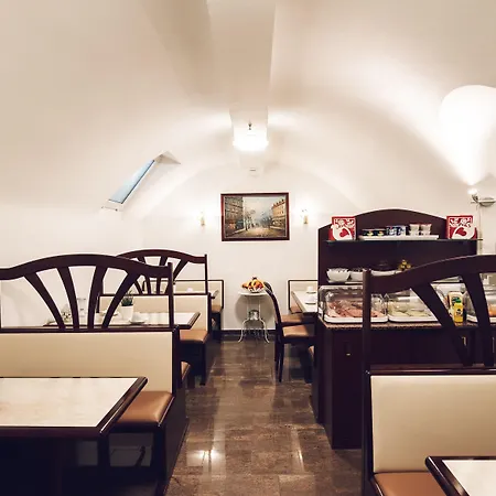 Hotel Domblick Garni-2