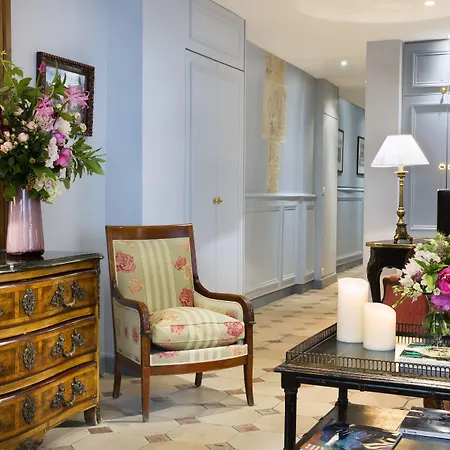 Le Relais Saint Honore-2