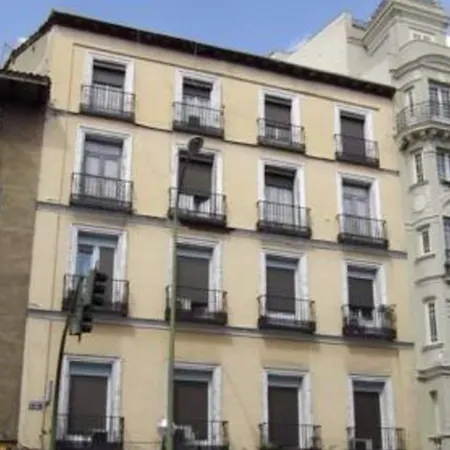 Hostal Rivera - Atocha-3