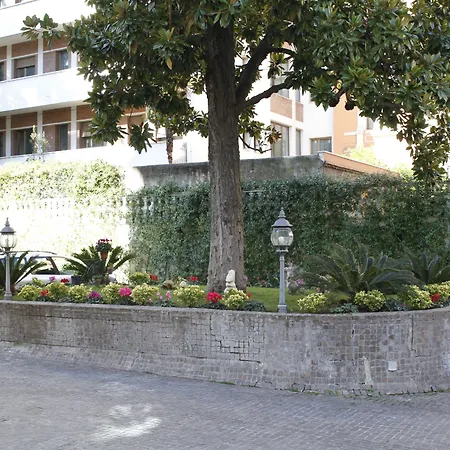 Hotel Villa Pinciana-2