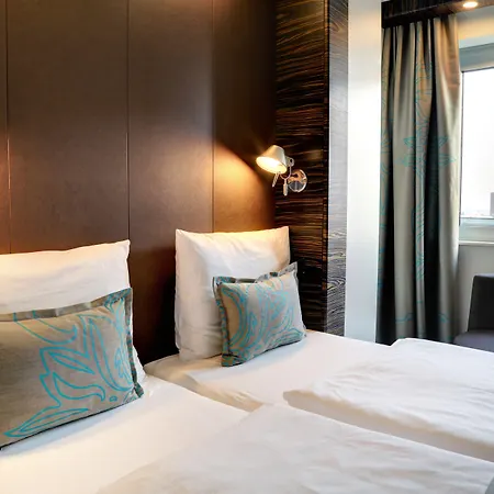 Motel One Hamburg Am Michel-3