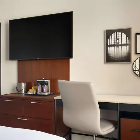 Doubletree By Hilton New York Downtown-2