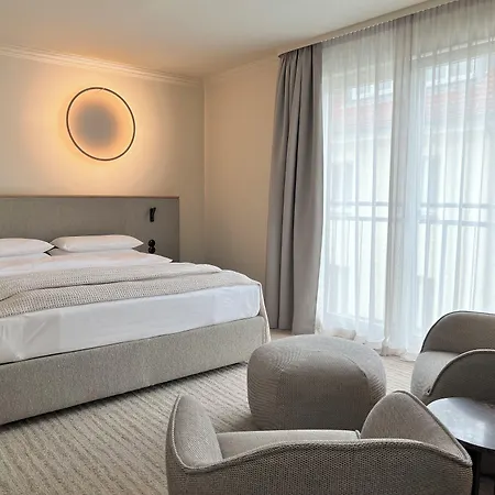 Adelante Boutique Hotel-3
