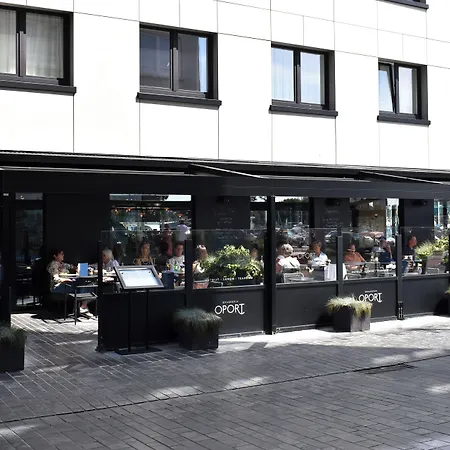 C-Hotels Burlington-2