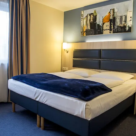 Hotel Roedelheimer Hof - Am Wasserturm-2
