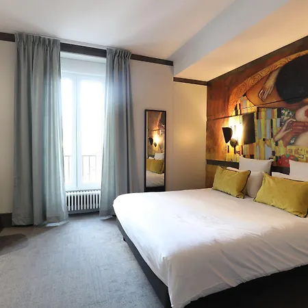 Hotel La Capelle Millau-3