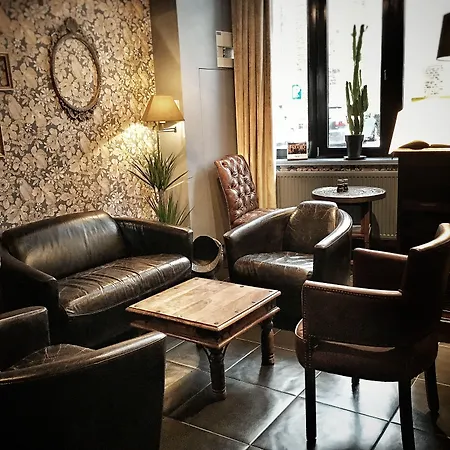 Main Street Hotel-2