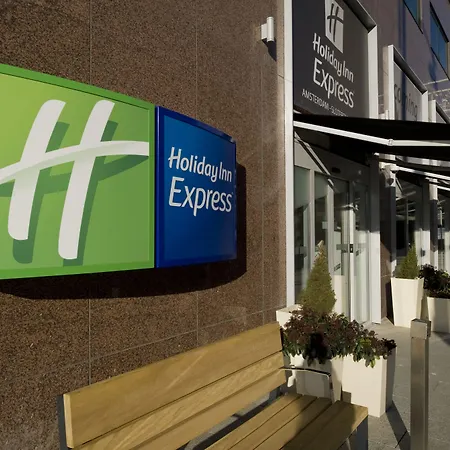 Holiday Inn Express Amsterdam - Sloterdijk Station, an IHG Hotel-2