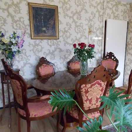 Weena House-2