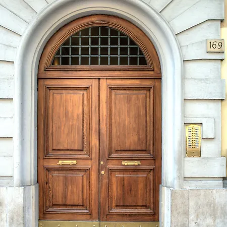 Bdb Luxury Rooms San Pietro-3