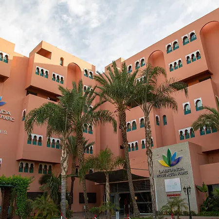 Rose Aqua Park Hotel-3