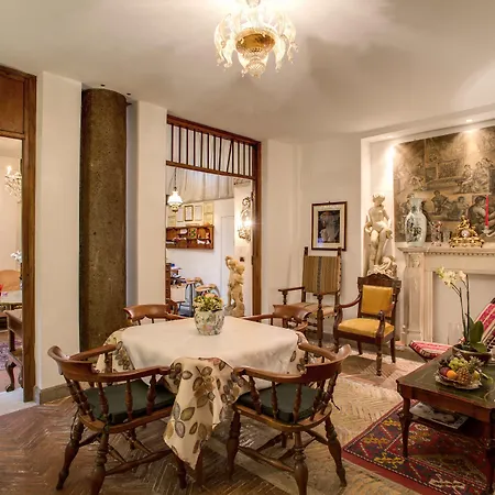 Navona Gallery Suites-3