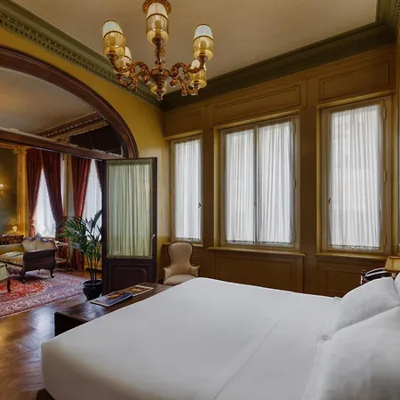 Hotel Locarno-2